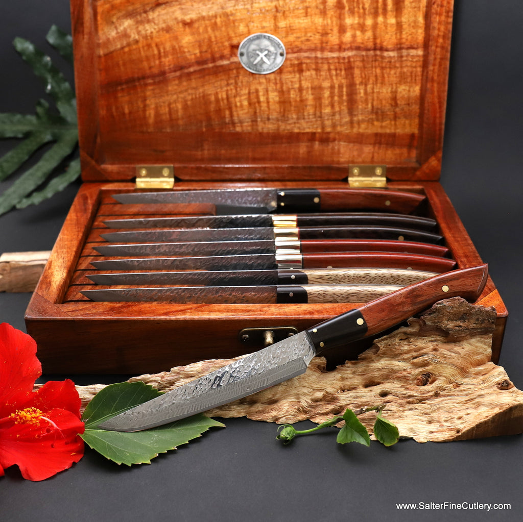 8-piece steak knife set luxury tableware featuring a combination of four separate 2-piece steak knife sets in a handcrafted presentation box by Salter Fine Cutlery